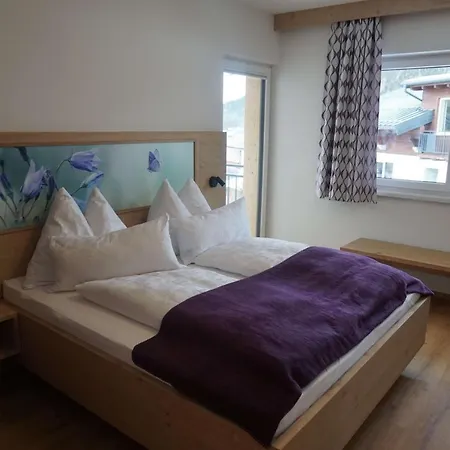 Blumenwiese Apartment *