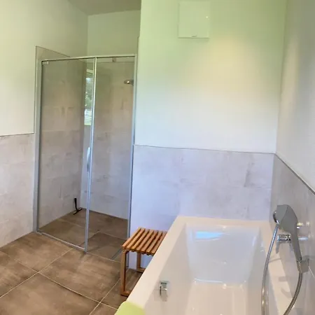 Blumenwiese Apartment *